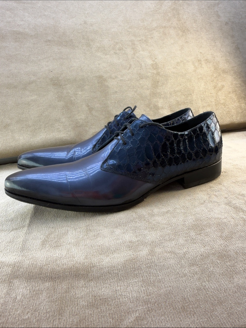 Men's Navy Gloss Leather Lace-Up Oxfords - Picture 3 of 8